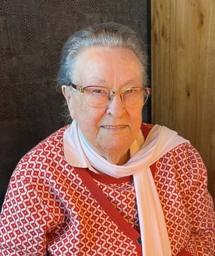 Suzanne Caset